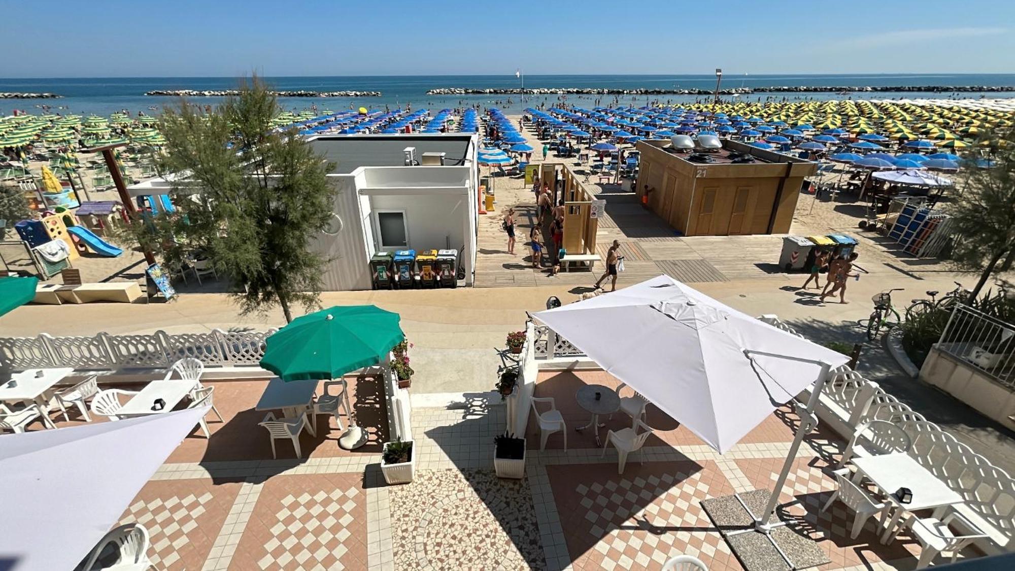 Hotel Bartolini ベラーリア・イジェア・マリーナ エクステリア 写真