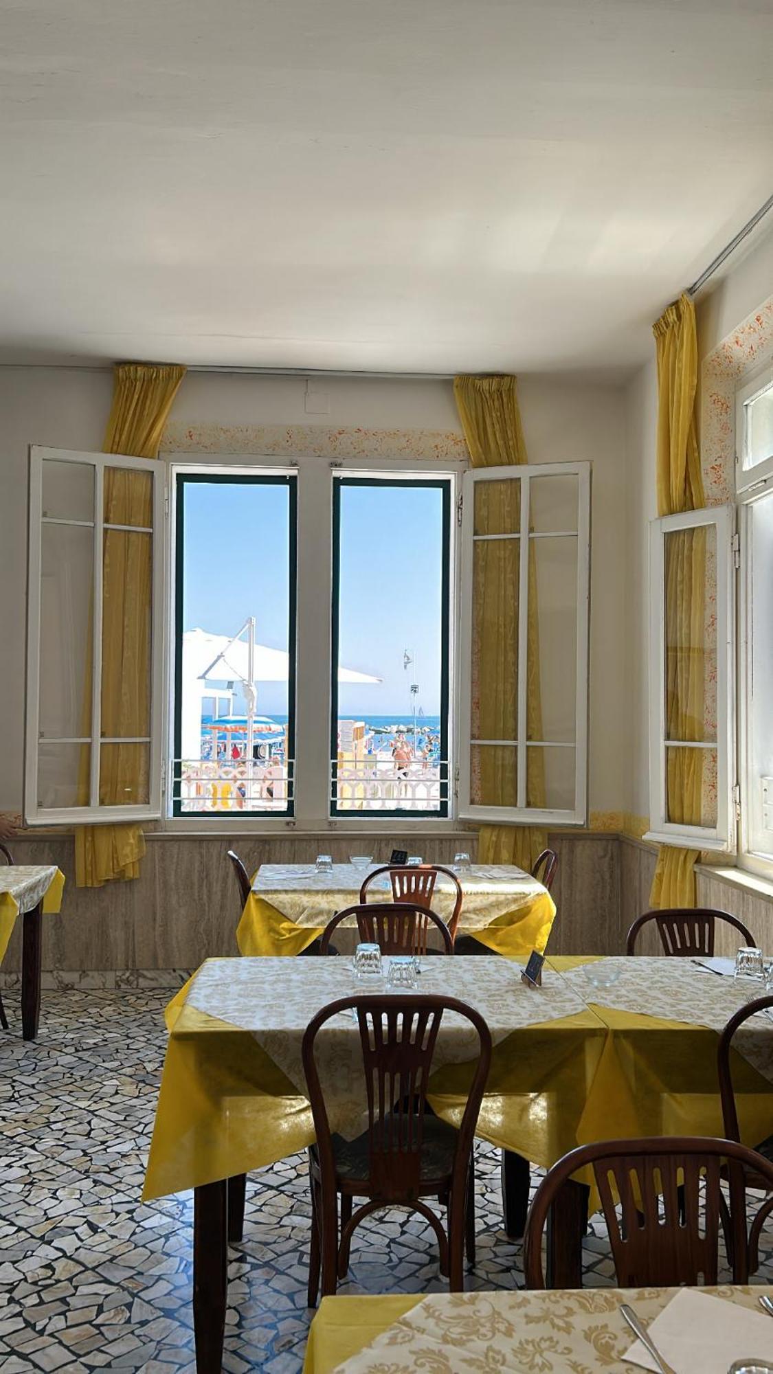 Hotel Bartolini ベラーリア・イジェア・マリーナ エクステリア 写真