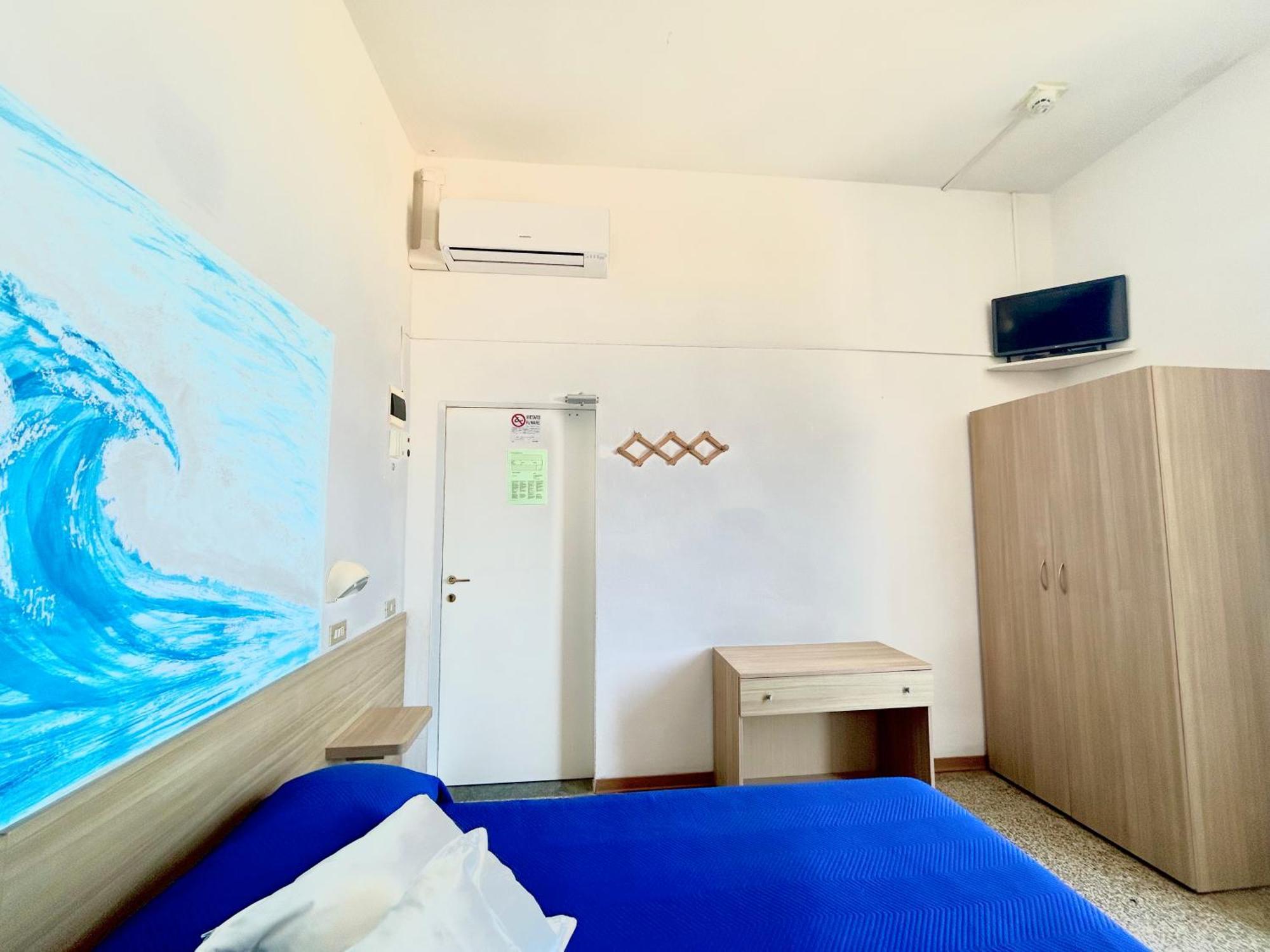Hotel Bartolini ベラーリア・イジェア・マリーナ エクステリア 写真