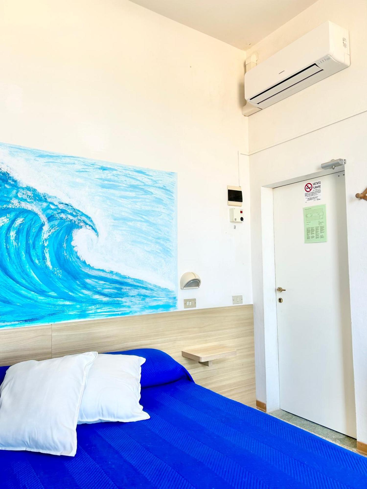 Hotel Bartolini ベラーリア・イジェア・マリーナ エクステリア 写真